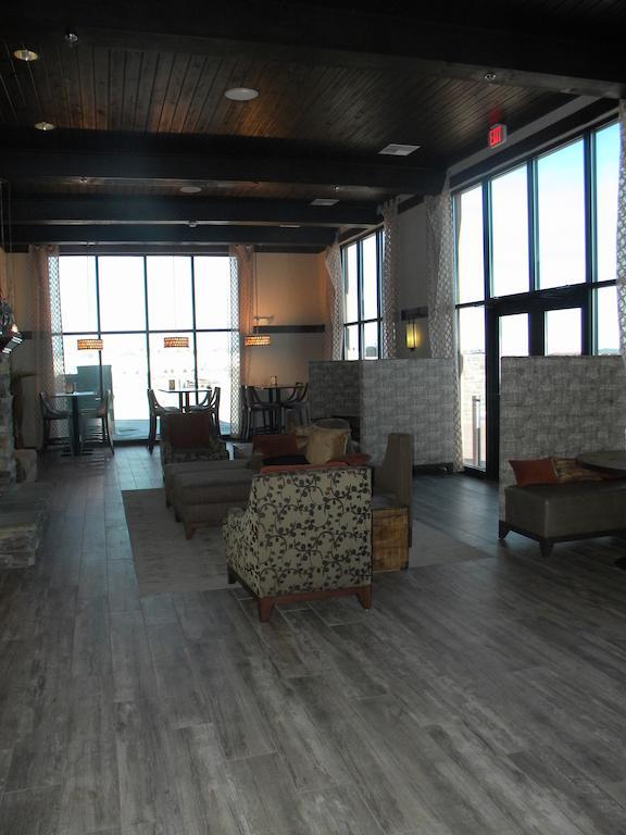 Teddy'S Residential Suites Watford City Bagian luar foto