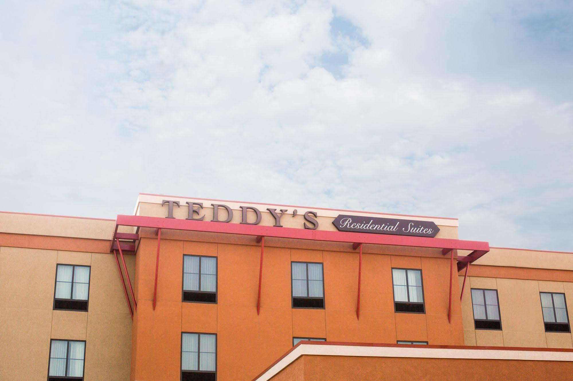 Teddy'S Residential Suites Watford City Bagian luar foto